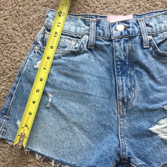 Revice Distressed Cutoff Denim Shorts - Size 27 - Picture 14 of 16